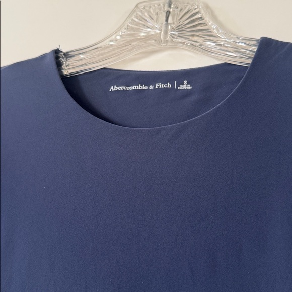 Abercrombie Women's Soft Matte Seamless Tee Bodysuit Navy size Small - Picture 9 of 12